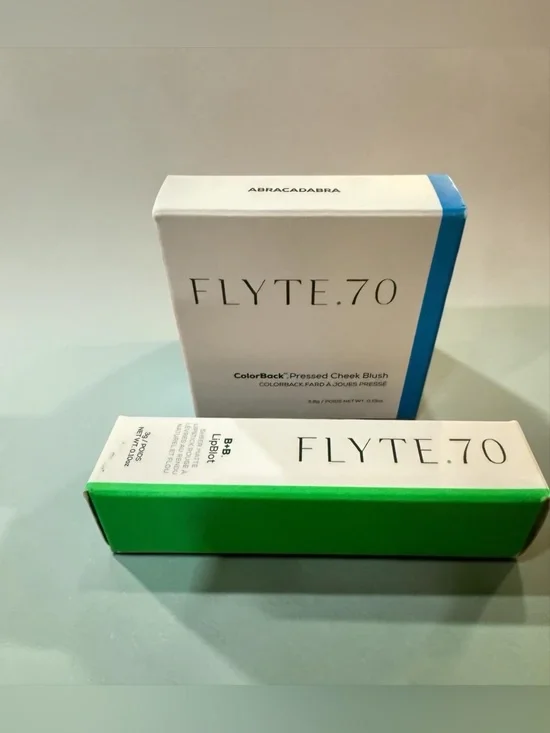 FLYTE.70 — Bundle-Red shades lipstick and blush