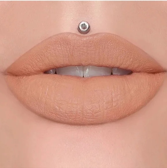 Jeffree Star Velvet Trap Lipstick Diet Mannequin NIB