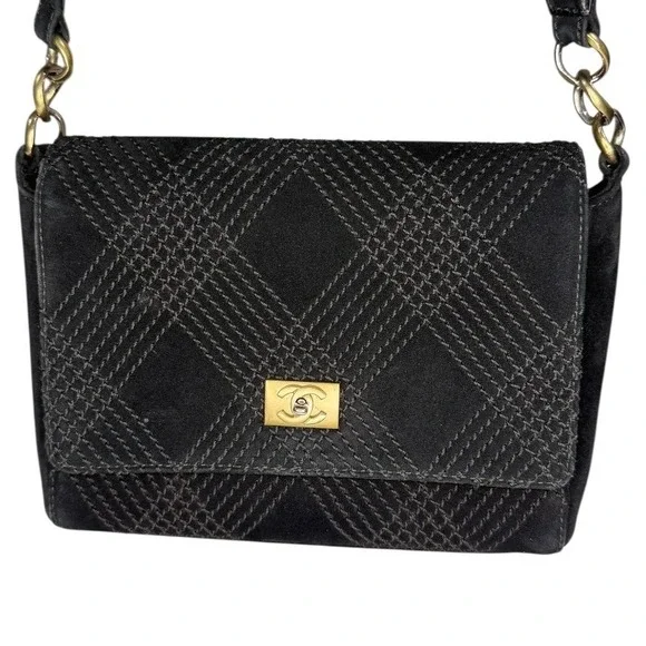 Vintage Chanel Black Suede Quilted Crossbody Bag CC Turnlock Wide Strap