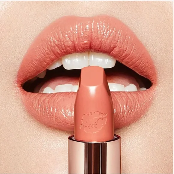 CHARLOTTE TILBURY Hot Lips Lipstick 2