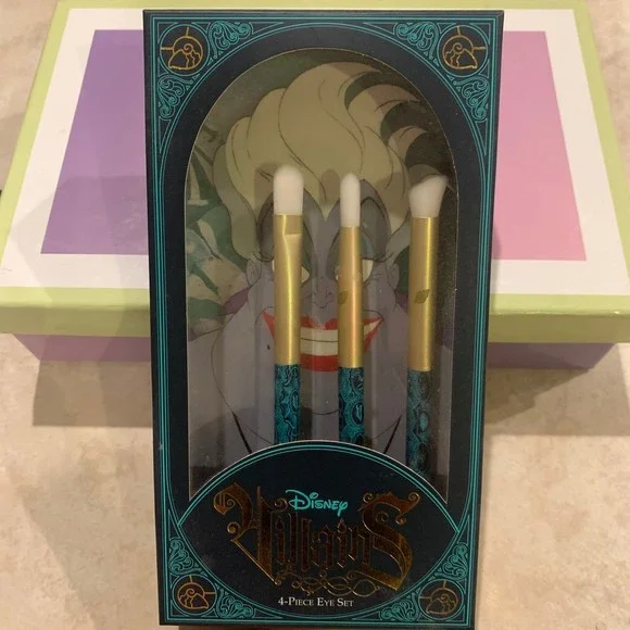 Soho Disney villains make up brushes
