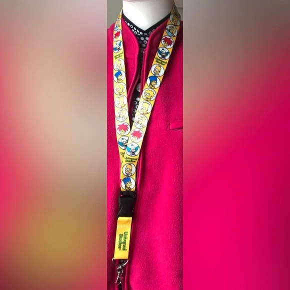 Universal Studios “The Simpsons” Yellow Lanyard by Matt Groening 25” Long NWOT