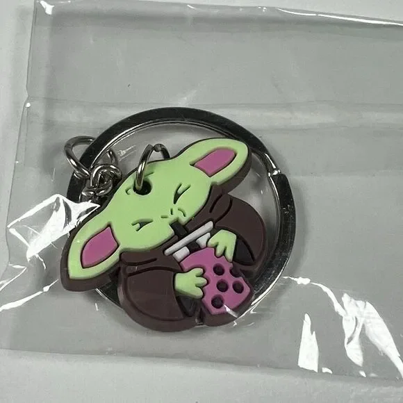 Star Wars The Mandalorian Grogu Baby Yoda Drinking Boba Tea Rubber Keychain