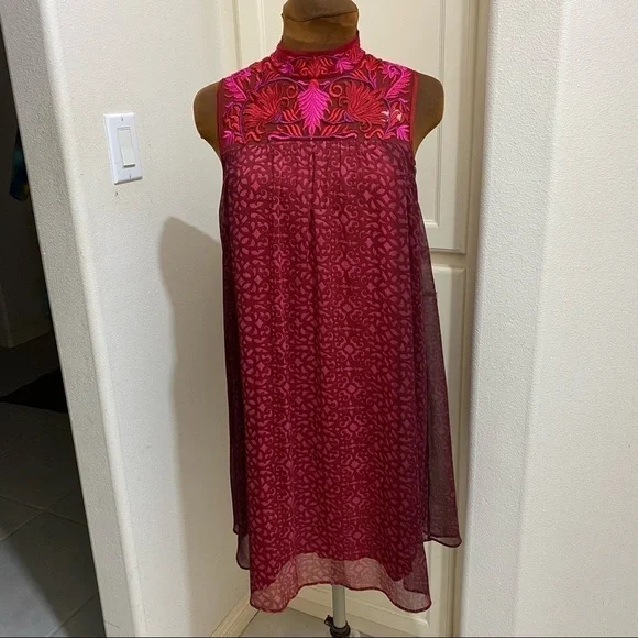 Anthropologie Niki Tlahajan Womens Shift Dress Red Floral Keyhole Embroidered 6