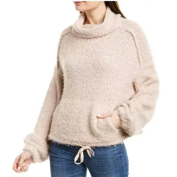 Young Fabulous & Broke Lorena Eyelash Pale Pink Oversized Sweater