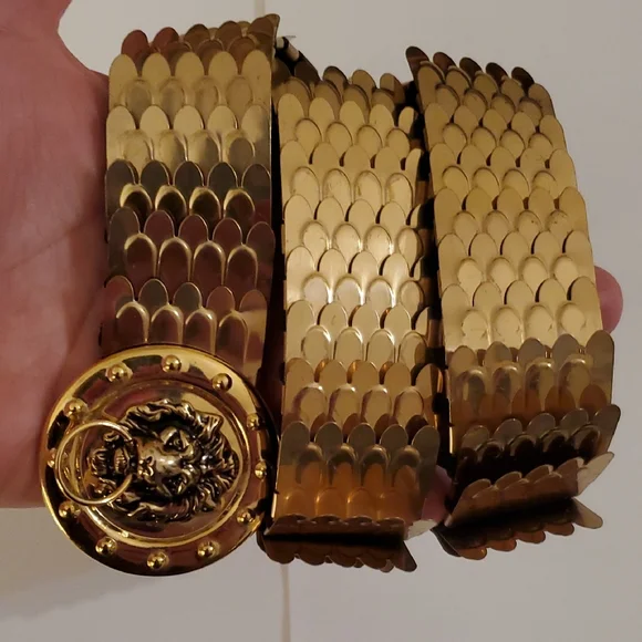 New Gold Lion Head Metal Stretchy Belt Total Length 26