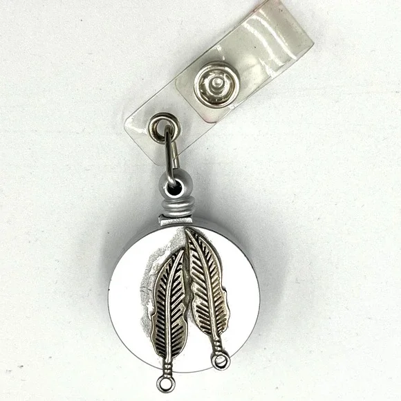 Vintage Western Boho Double Feather Retractable Badge Reel Silver Tone ID Holder