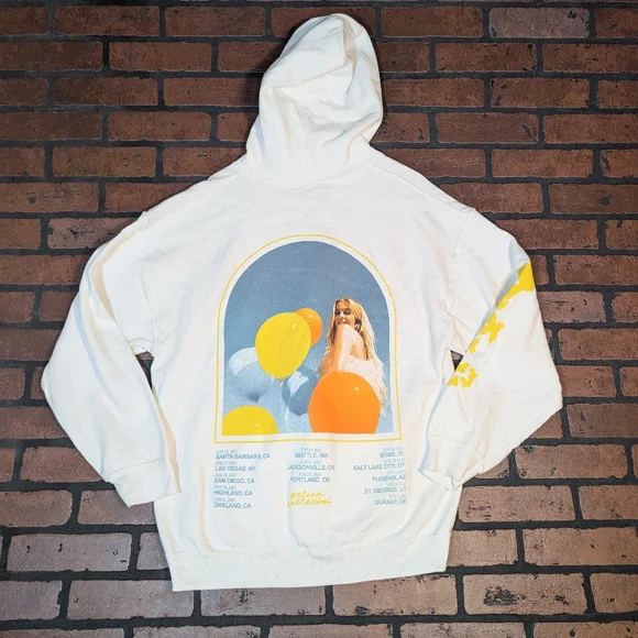 Kelsea Ballerini Heartfirst Tour Hoodie - Women's L