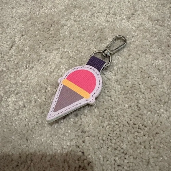 Ice Cream Come Aldi Quarter Holder Keychain