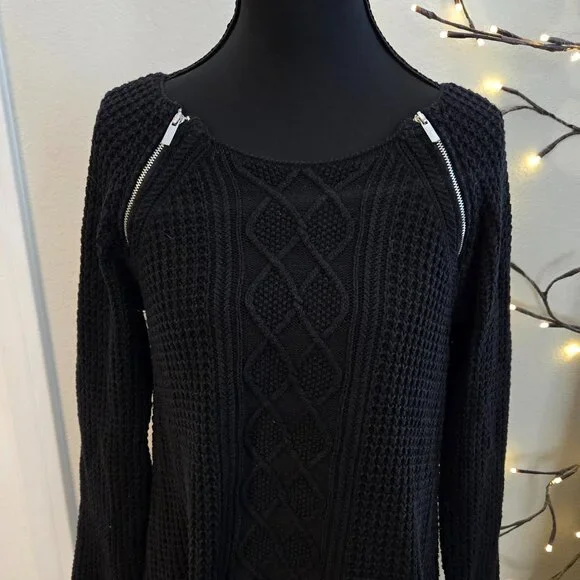 Guess S/P Black Sweater with Shoulder Zipper detail - EUC