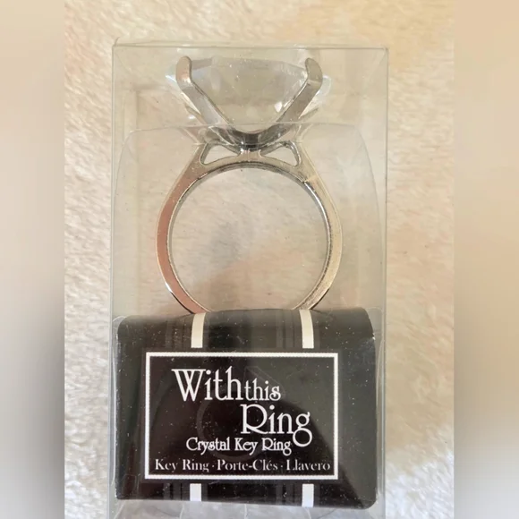 🪷5/$25! Large Crystal Ring Key Ring with Silver Band