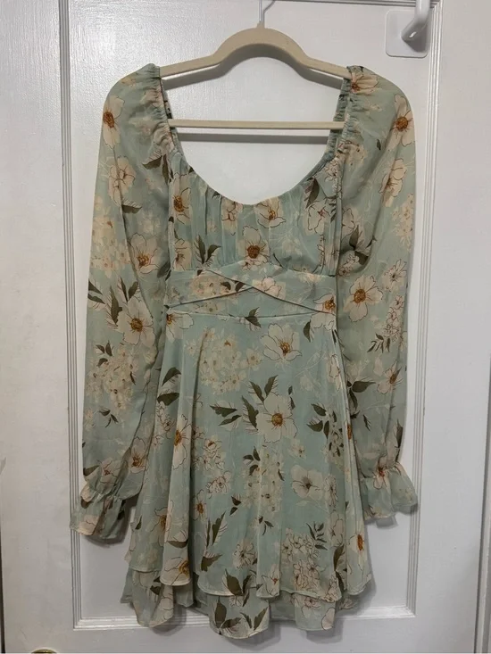Evolutionary Apparel Women's Large Long Sleeve Floral Mini Dress with Tie Front