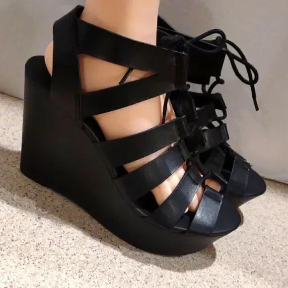 👍 Steve Madden Black Platform Shoes Size 8 A1