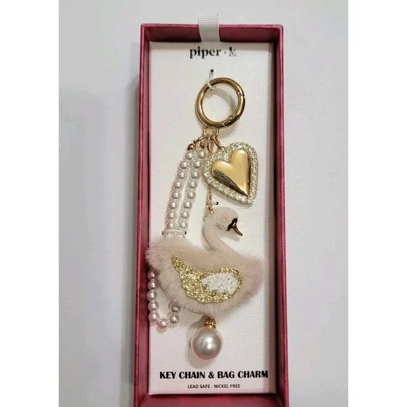 Piper K‎ Swan Pearls Keychain Bag Charm Chain Gold Heart Rhinestones Boxed Gift