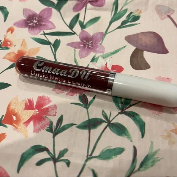Vampy Matte Liquid Lipstick