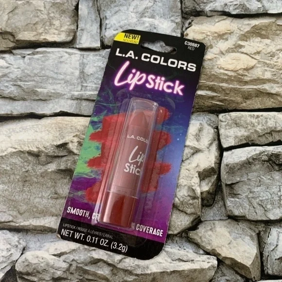 HalloQueens Vampy Glam Red LA Colors Pigmented Creamy Lipstick Halloween New