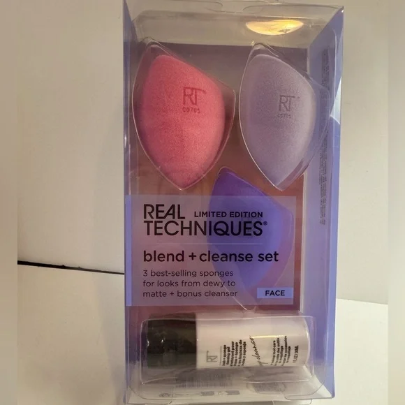Real Techniques Limited Edition Sponge and Cleanser Set