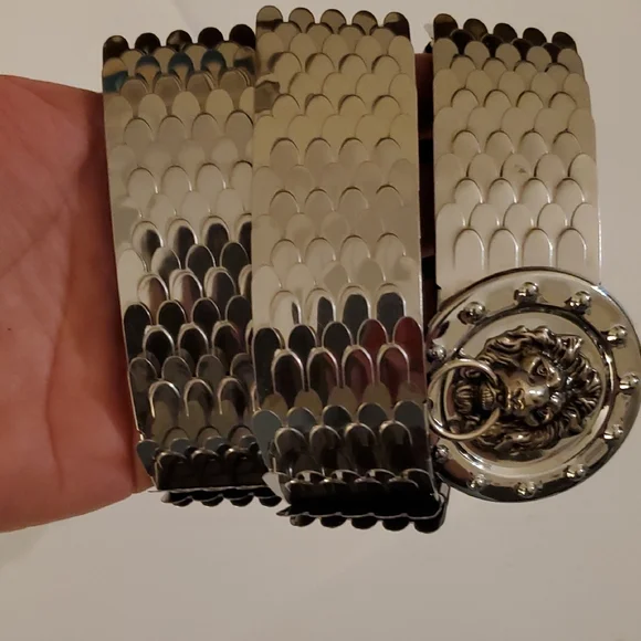 New Silver Metal Stretchy Belt with Decorative Lion Head Buckle Total Length 26