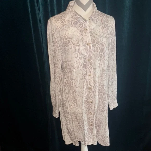 Animal Print Button-Up Shirt Dress by KARLIE Size Medium