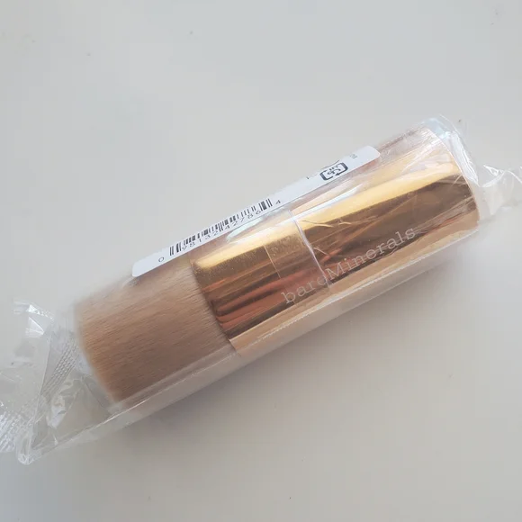 Bare Minerals Beautiful Finish Brush
