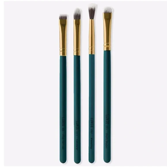 NEW Luxie Beauty Green Enchanted Eye Brush Set + Pouch