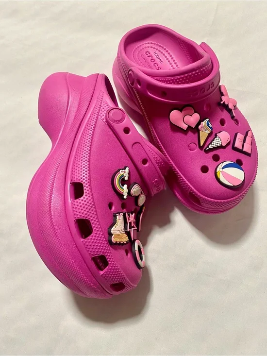 CROCS Iconic comfort Classic Platform Clog in Hot Pink with Jibbitz Charms
