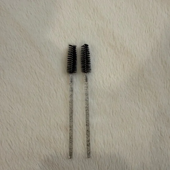 Two Eyebrow Spoolies