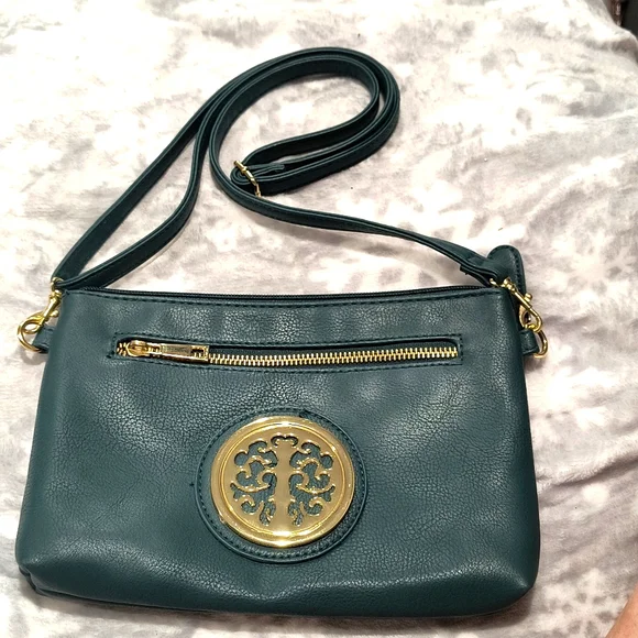 Pretty Blue/Green crossbody/shoulder bag/clutch with 2 pockets, NWOT