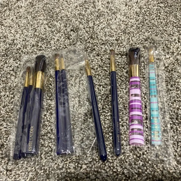 Estee Lauder‎ Makeup Brush Set Cheek, Eye, Powder Shadow Blue Handle