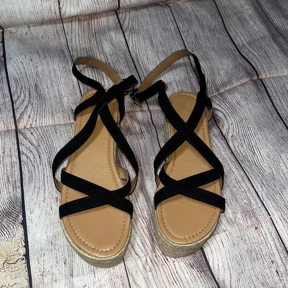 Urban Outfitters Black‎ Strappy Espadrille Platform Sandals Womens 8 Flatform