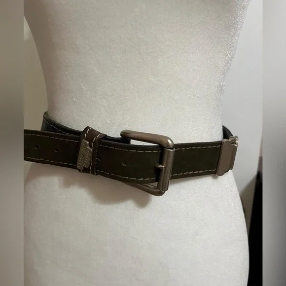 (20) Taller Del Cuero Colombia Black and Brown Leather Belt