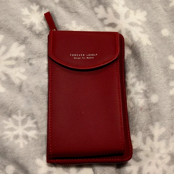 Madley Crossbody bag, card slots and phone pocket, NWOT
