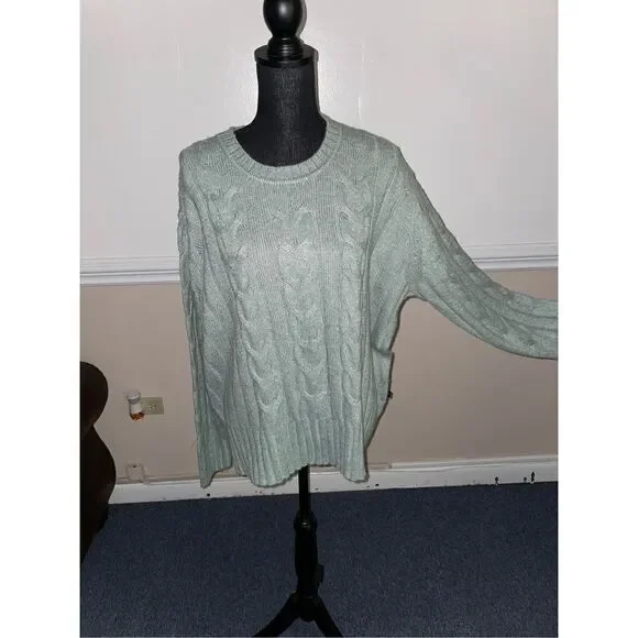 NWT Banana Republic Cable Knit Sweater in Green Milieu