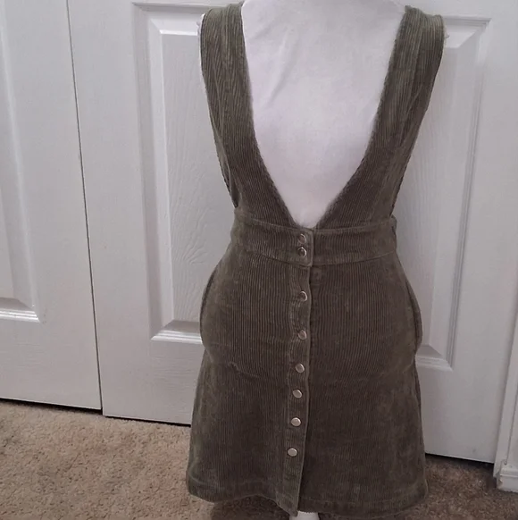 Stylish Forever 21 Olive Corduroy Mini Dress   Size S