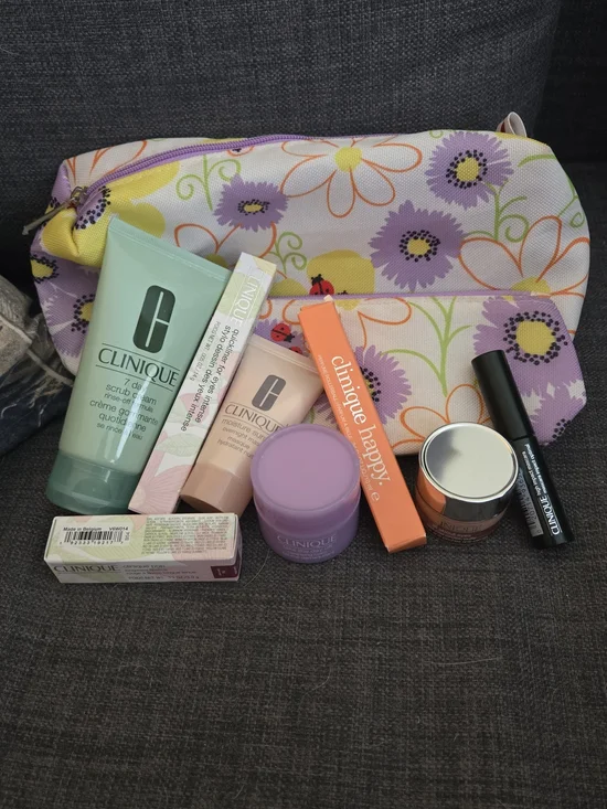 8 Piece Clinique Collection with 2 Purple Floral Pouches, Skincare, Makeup, Etc.