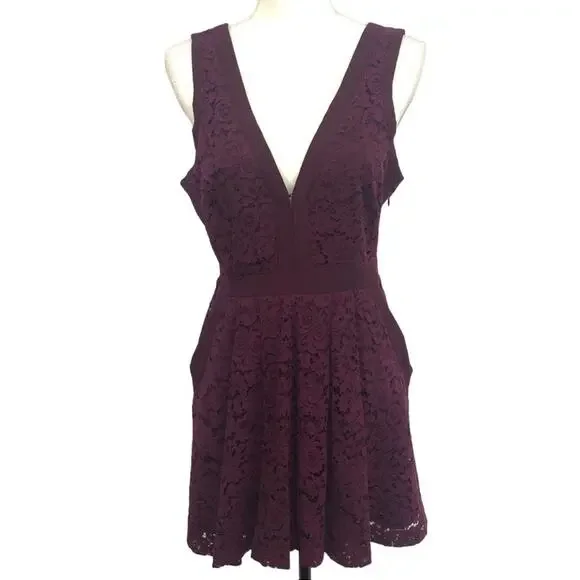 Free People Lovely In Love Lace Mini Dress Flirty Burgundy Berry Women's Size M