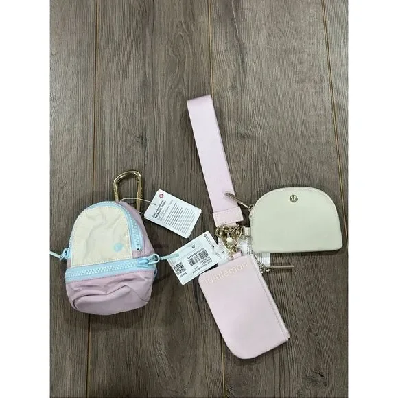 Lululemon Bundle pounch &backpack