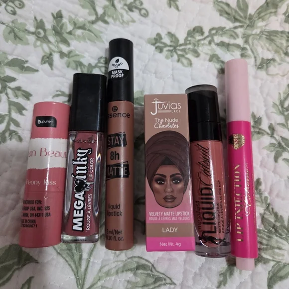Various Nude & Pink Women Makeup Lip Collection Bundle