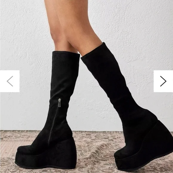 Shelly’s London Roxy Black Wedge Sole Boots Size 7 Jeffrey Campbell/free people