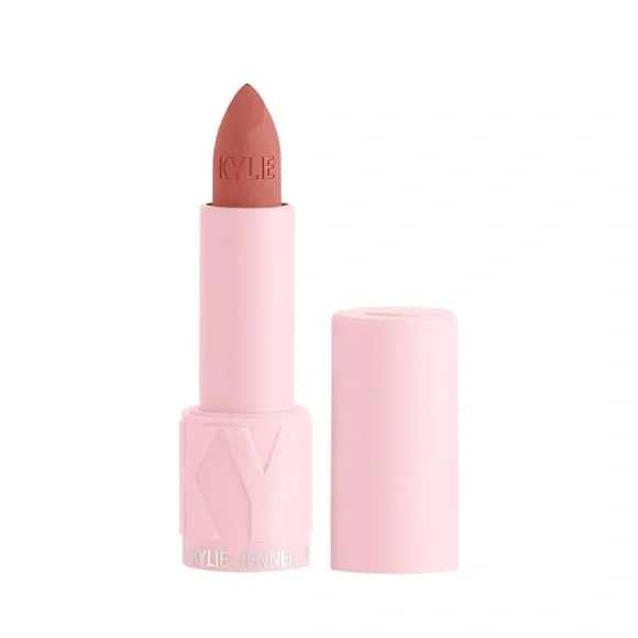 Kylie‎ Matte Lipstick in Up To No Good