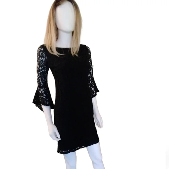 Truhuology Black‎ lace dress with bell sleeves size 6 classy vintage feel
