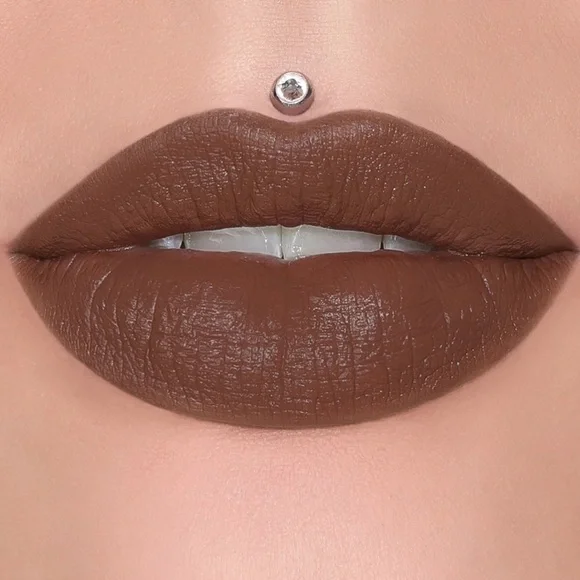 JEFFREE STAR - DOMINATRIX Velvet Trap Lipstick NIB