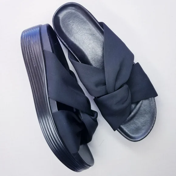 🌸Donald J Pliner | Platform Slip‎ on Sandals size 9, Black