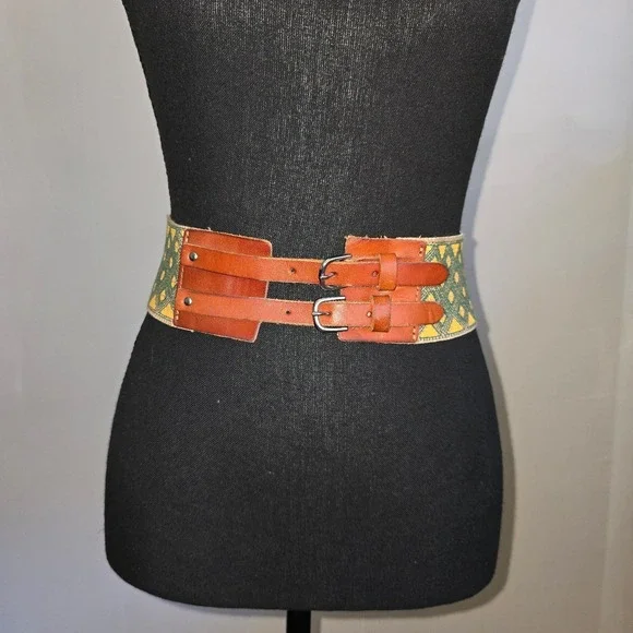 Anthropologie Linea Pelle Wide Stretch Waist Belt Leather Buckle Green  Yellow L