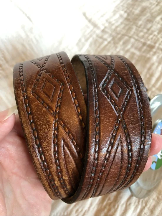 Western Brown Leather Belt w/ Silver 'Red & White' Cow Buckle | 32