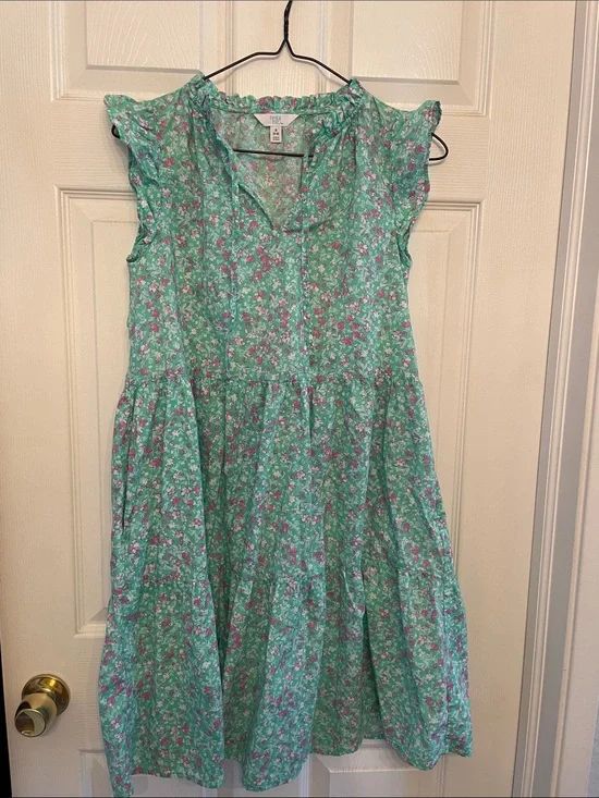Time and Tru Mint Green Floral Ruffle Sleeve Dress