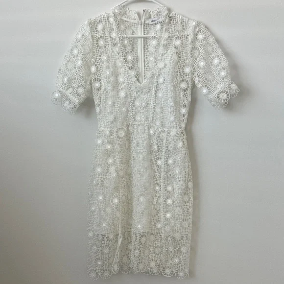 Alice McCall White Floral Eyelet Lace Mini Dress Size: 6