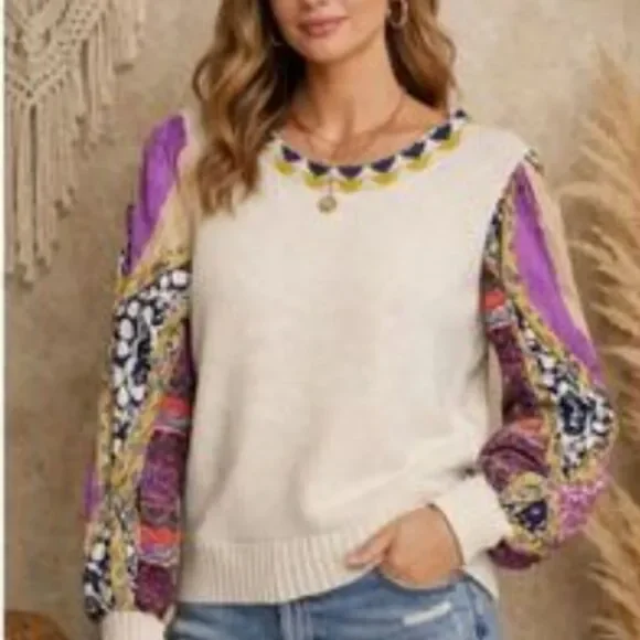 Fate Cream Sweater with Purple and Gold Puff Sleeves