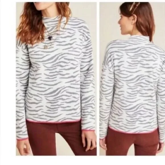 ANTHROPOLOGIE x CHELSEA AND THEODORE Lizzie Mock Neck Sweater-M