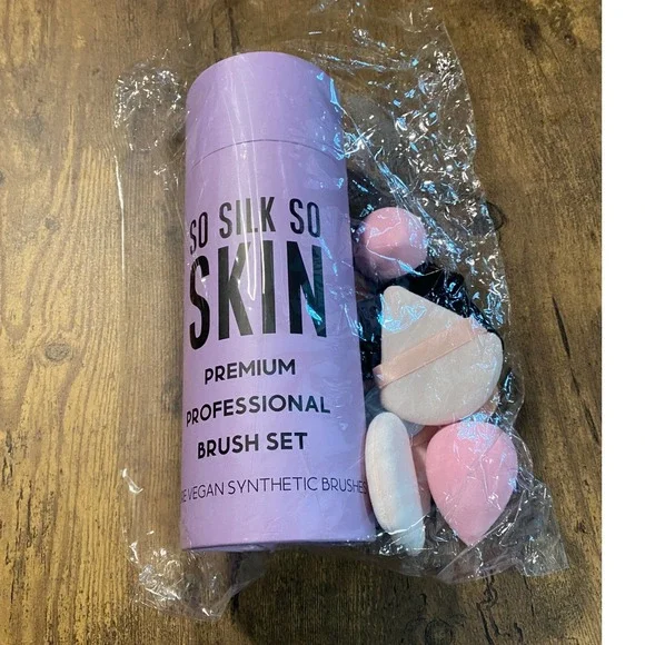 So Silk So Skin Premium Professional Brush Set Vegan Synthetic Lavender Case NEW